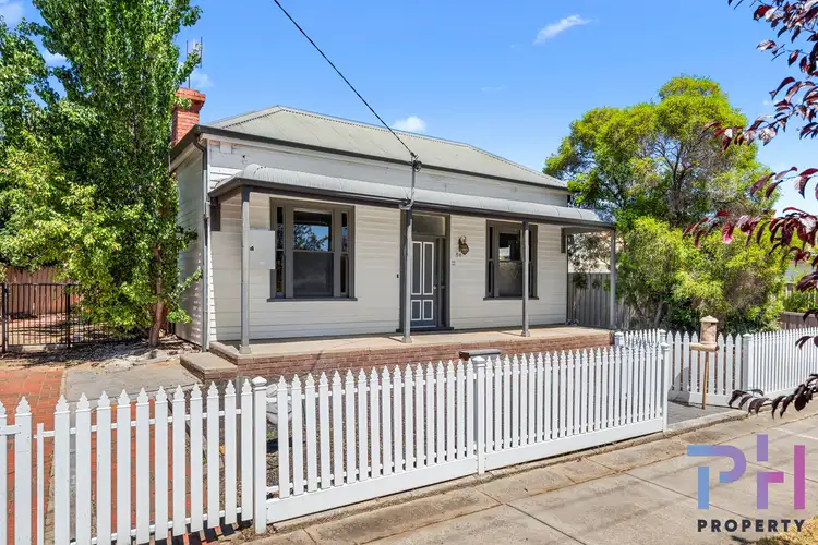 34 Raglan Street