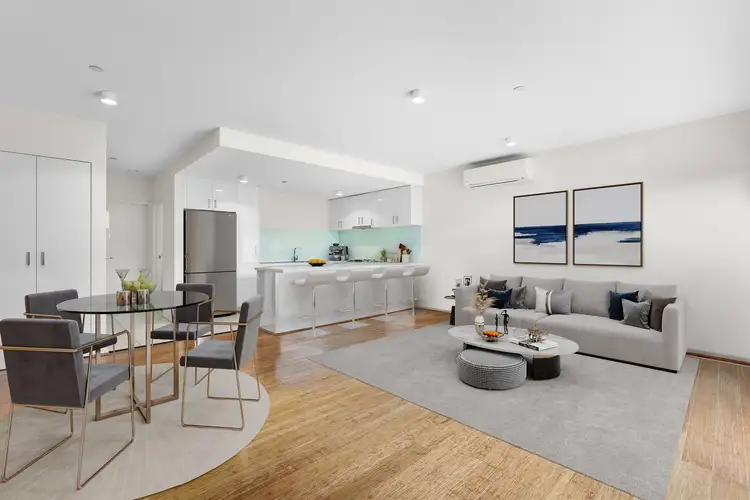 110/569-571 Whitehorse Road