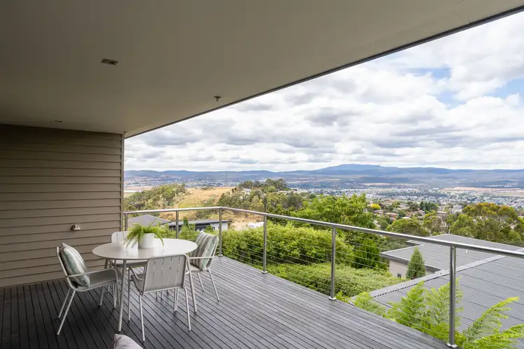 12 Clearview Avenue, Trevallyn TAS 7250