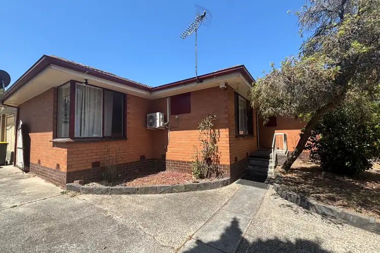 22 Banksia Avenue