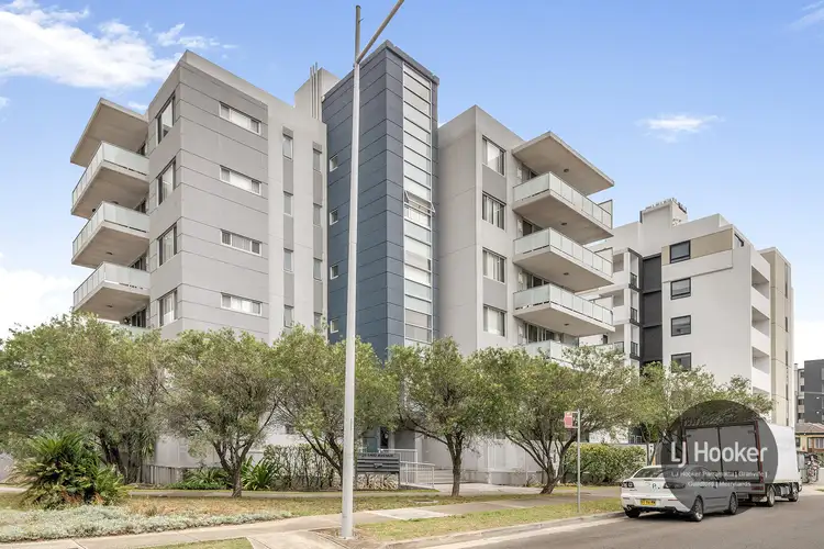 3/35 Enid Avenue