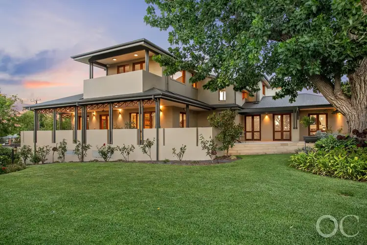 17A & 19 Montrose Avenue