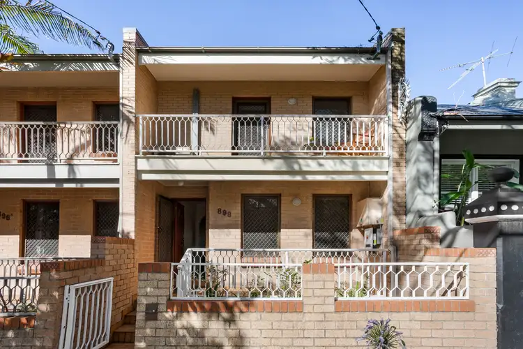 898 Elizabeth Street