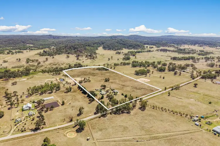 39 White Cedars Road
