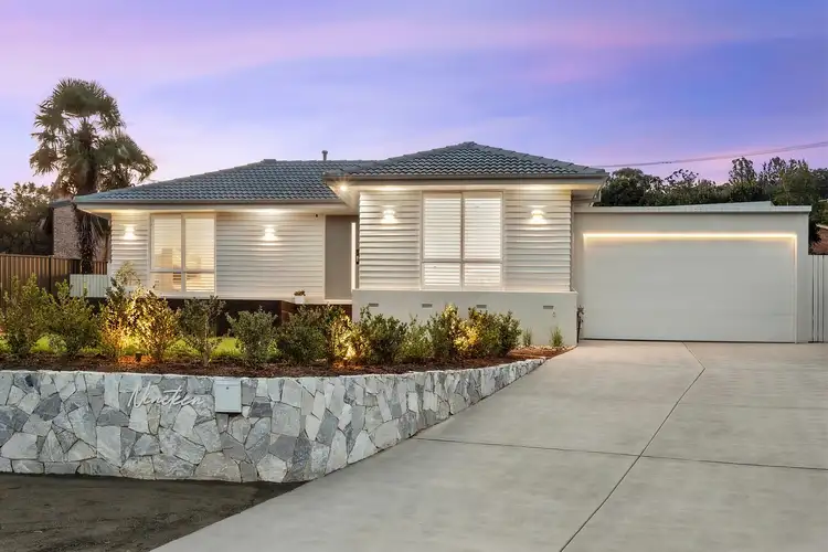 19 Hardie Close