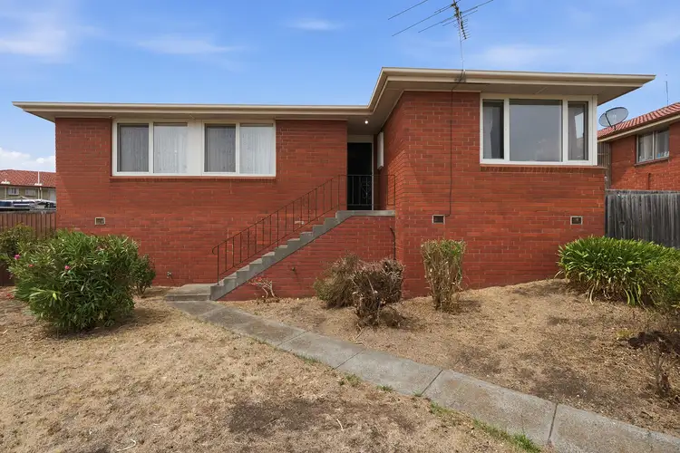 14 Cheswick Crescent