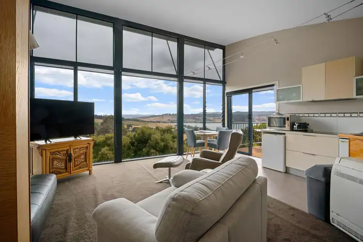8/1A Waldhorn Drive