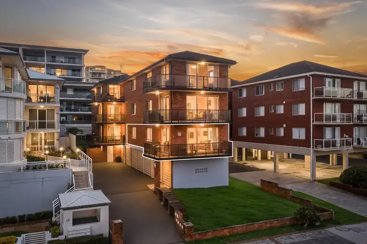 2/14-15 Marine Parade