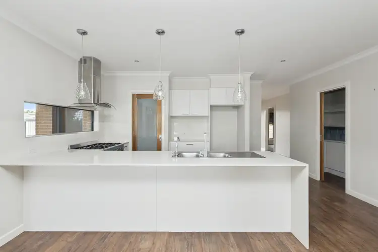 Second view of Homely house listing, 32 Garden Drive, Epsom VIC 3551