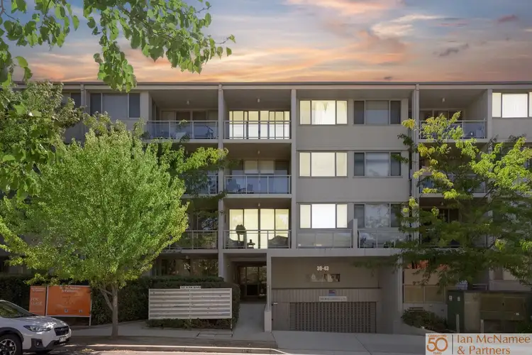 45/39-43 Crawford Street