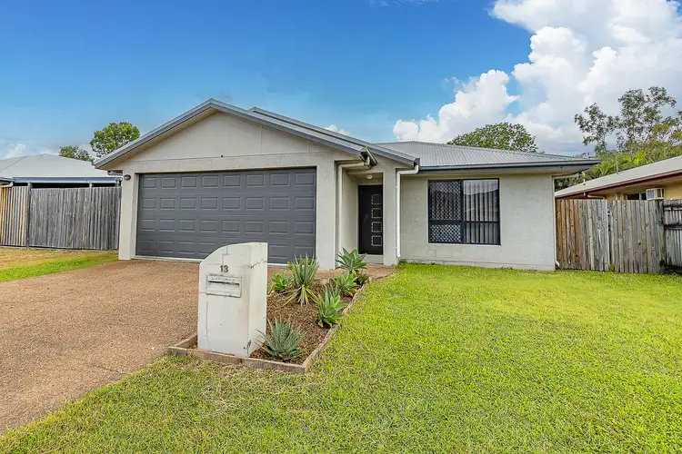 13 Thornbill Close