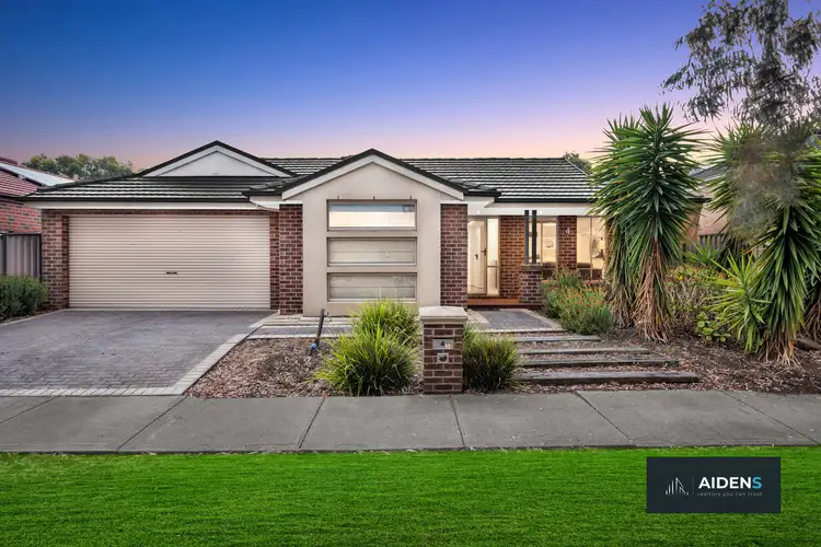 4 Ironbark Grove