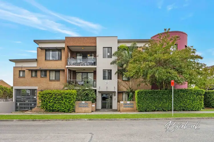 5/77-79 Mountford Avenue