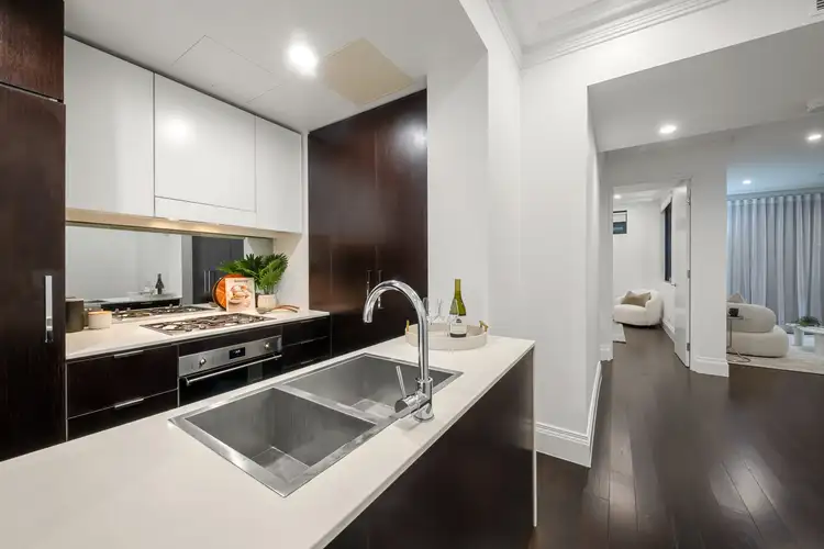 214/13-15 Bayswater Road