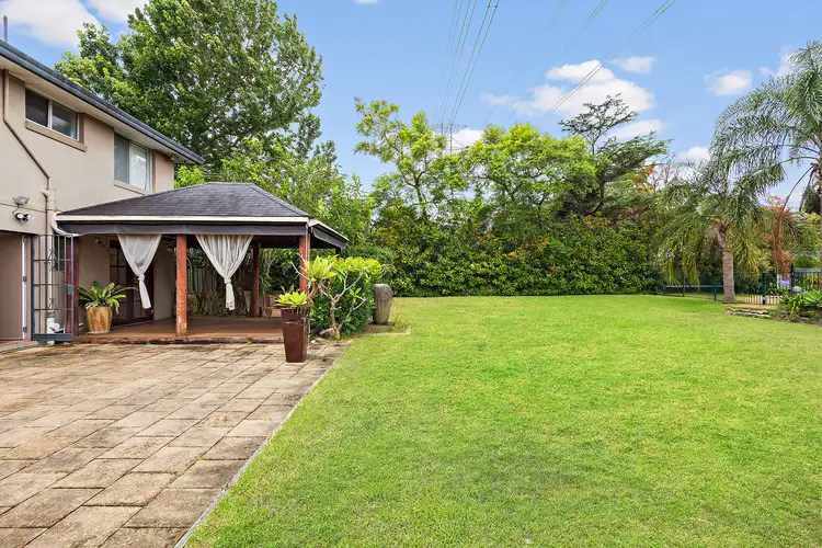 15 Knightsbridge Avenue