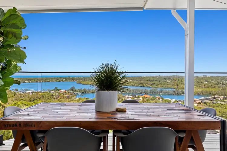 14 Blue Haze Crescent