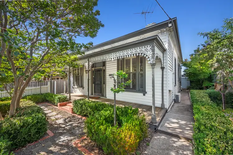 21 Laurel Bank Parade