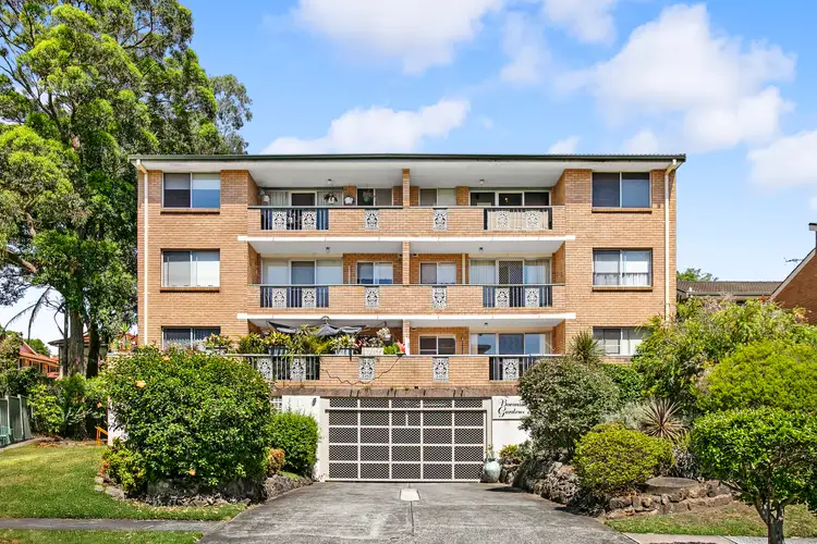 9/13-17 Moani Avenue