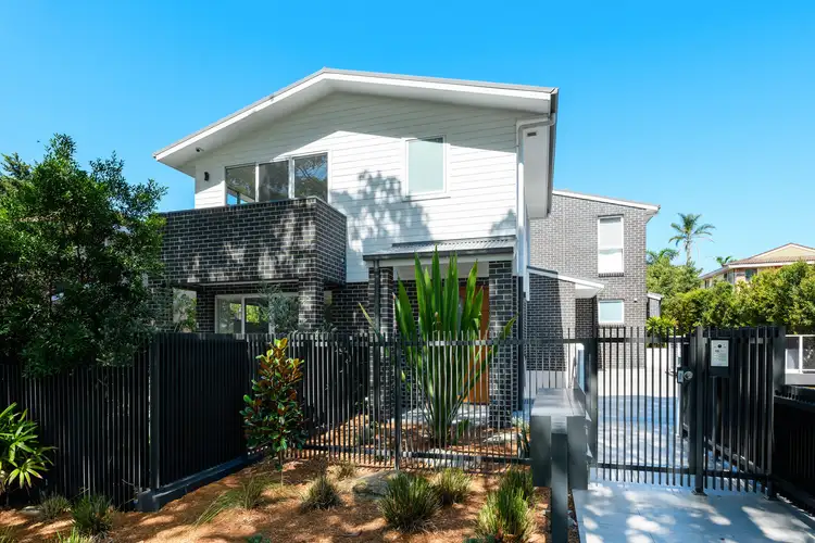 1/4 Kurrajong Street