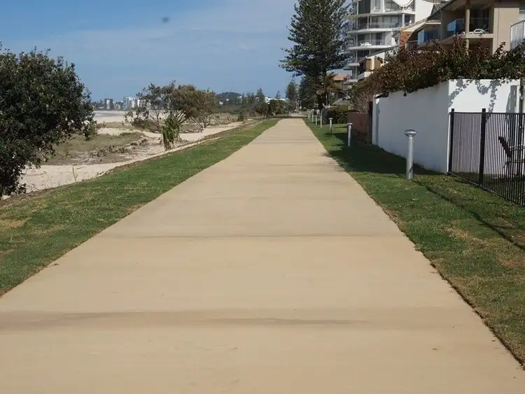 3/293 Golden Four Drive