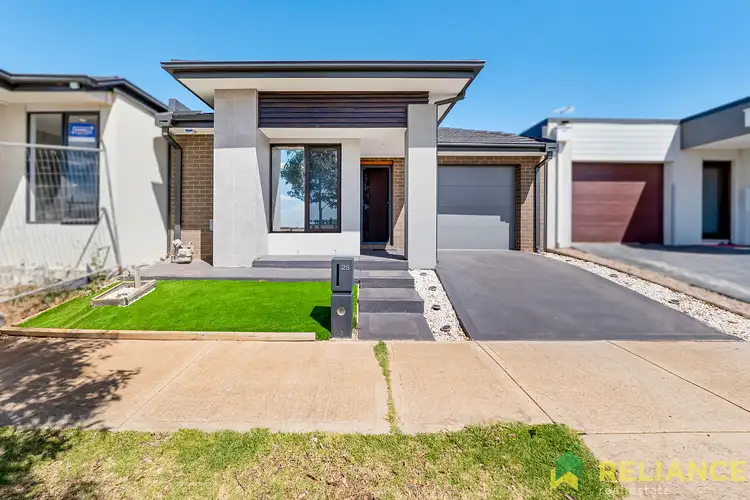 25 Grazing Road