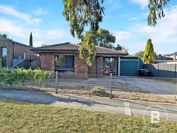 8 Strickland Road, East Bendigo VIC 3550