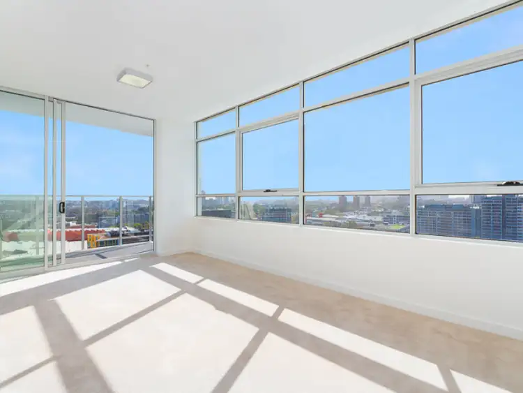 1801/15 Gadigal Avenue