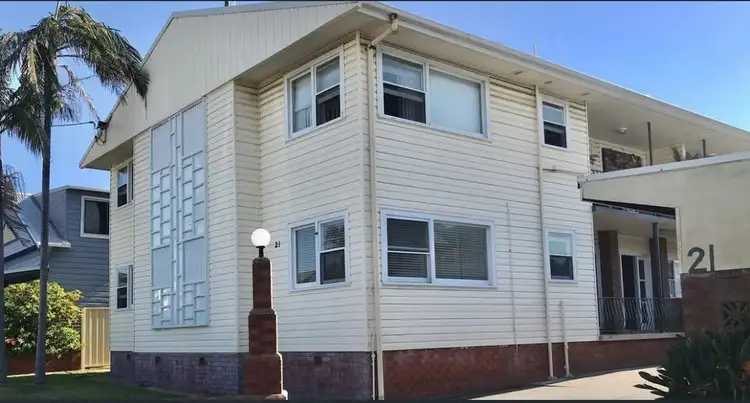 10/21 Ranclaud Street