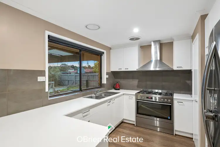 Second view of Homely house listing, 8 Kinloch Gardens, Endeavour Hills VIC 3802