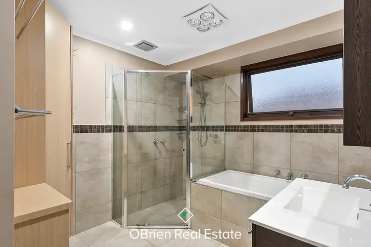 Sixth view of Homely house listing, 8 Kinloch Gardens, Endeavour Hills VIC 3802