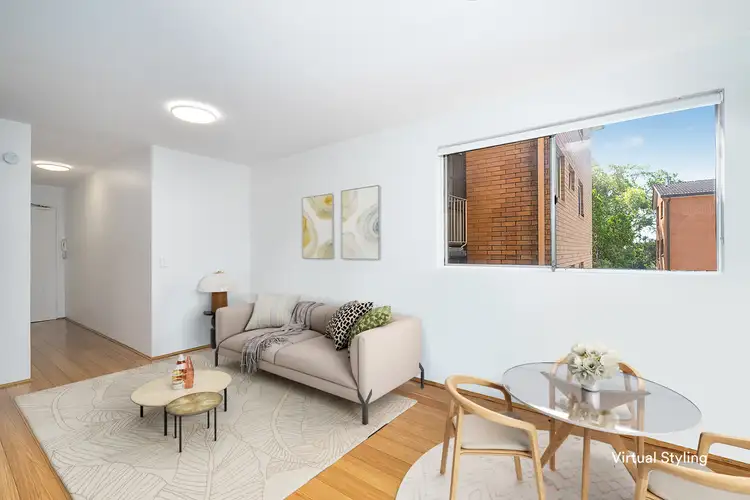 2/13 Devlin Street