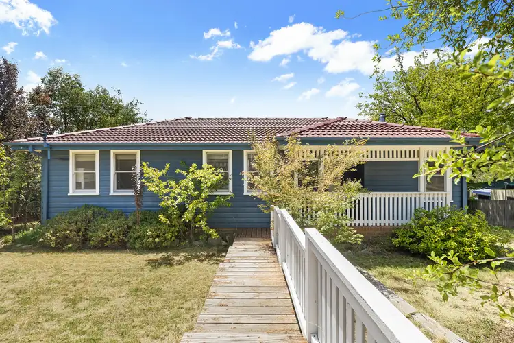50 Banjo Paterson Crescent