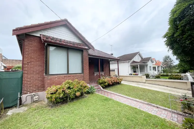 67 Rothschild Avenue