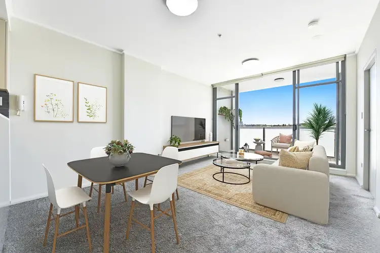 704/747 Anzac Parade