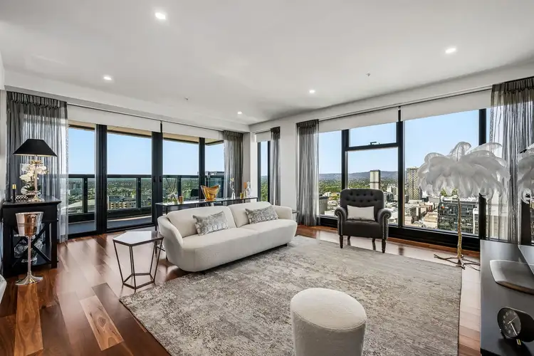 3101/38 Rosina Street