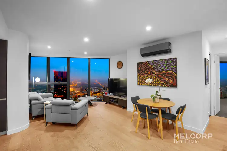 7306/228 La Trobe Street