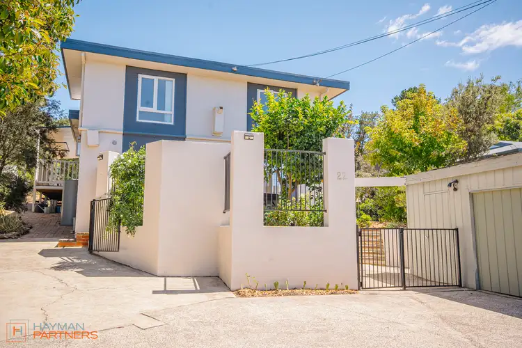 22 Baracchi Crescent