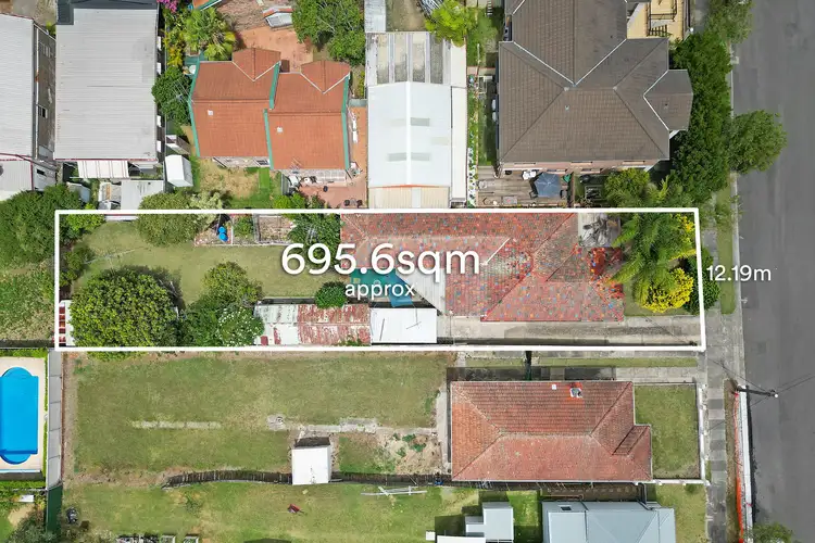 20 Paris Street, Carlton NSW 2218