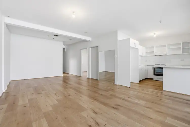 Top/23 Glebe Point Road