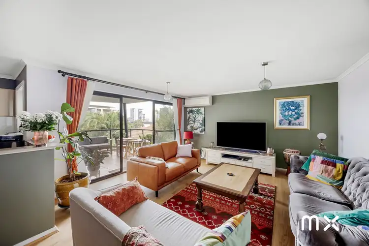 5/13-15 Loftus Street