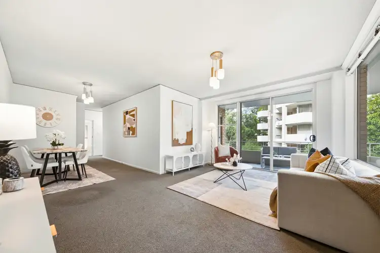 12/33 Johnson Street