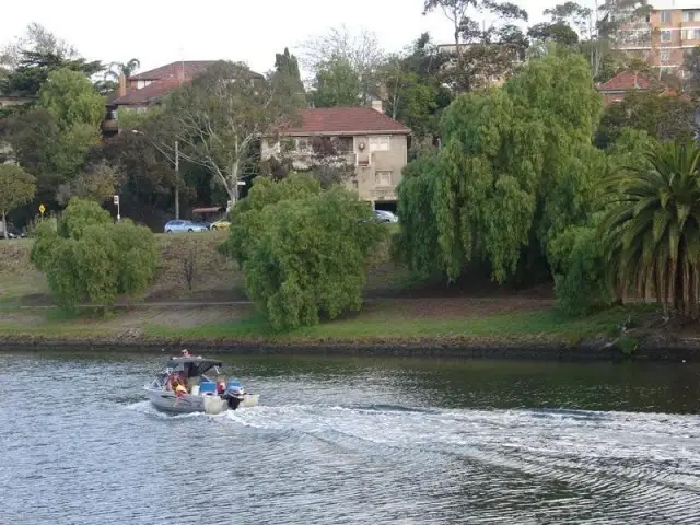 2/49 Alexandra Avenue