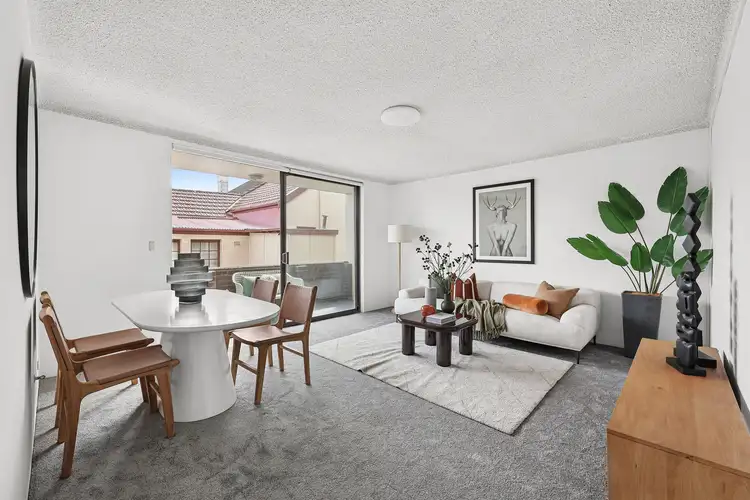 25/363 New Canterbury Road