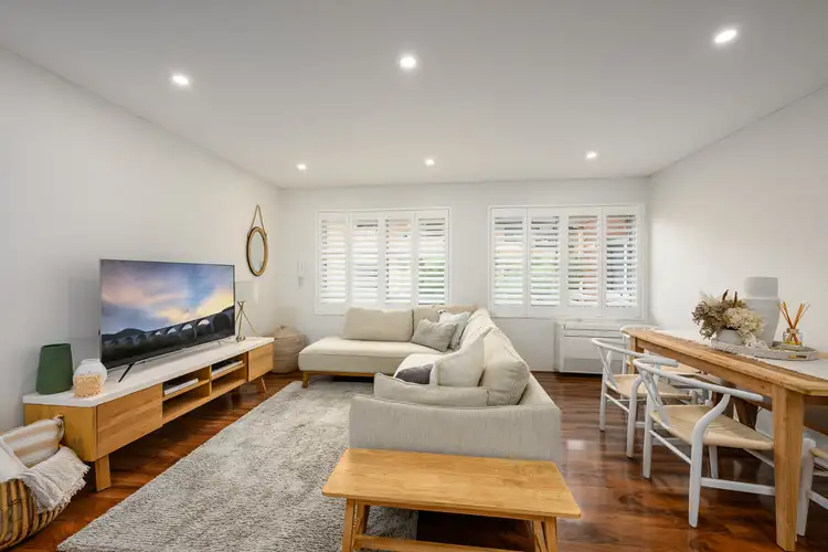 10/14 Croydon Street