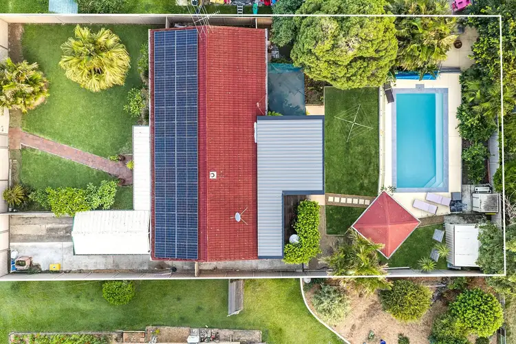 6 Waterview Crescent