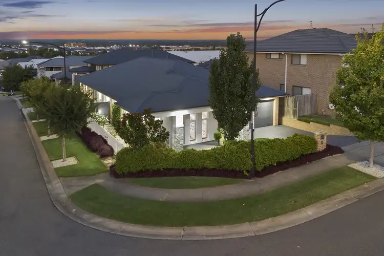 80 Sundowner Parkway (gables), Box Hill NSW 2765