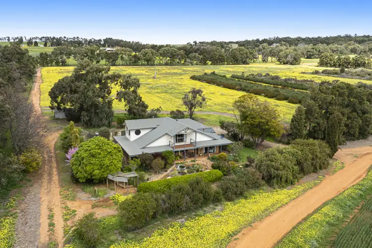 89 Vine Cottage Lane