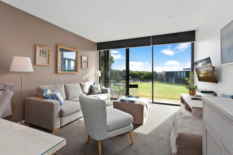 37/50 Peter Thomson Drive