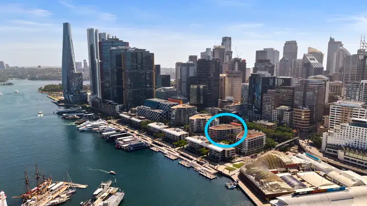 611/45-49 Shelley Street