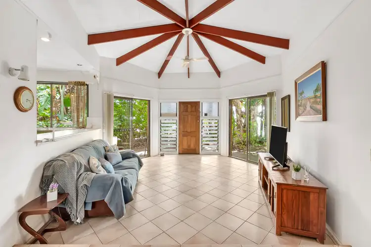 35 Lagoda Drive